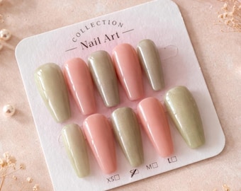 Uñas postizas color rosa melocotón y verde salvia | Uñas elegantes | Brillo almendrado | Set reutilizable | Diseño de uñas minimalista y chic