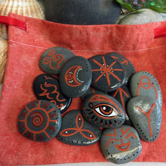 Witches Runes 13 Sea Stone Runes /& Bag YOU pick the Colour Pagan Divination Tool