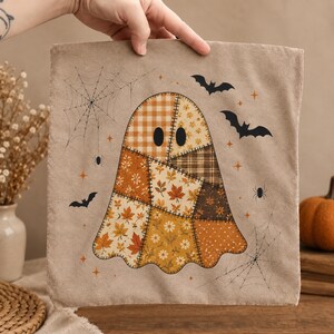 Patchwork Ghost PNG, Retro höst Halloween Quilt Design, Söta sydda spöken fladdermöss spindelnät, Vintage Spooky Season T-shirt Sublimering DTF