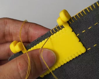 Clip-On Seam Guide – Straight Stitch Sewing Machine Tool for Quilting, Hemming
