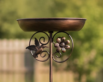 Rustic Metal Bird Bath Feeder 76 cm,Rust Metal Bird and Pollinator Water Bowl Outdoor Decor,Zen Garden Style,Rust Patina Metal Dish Decor