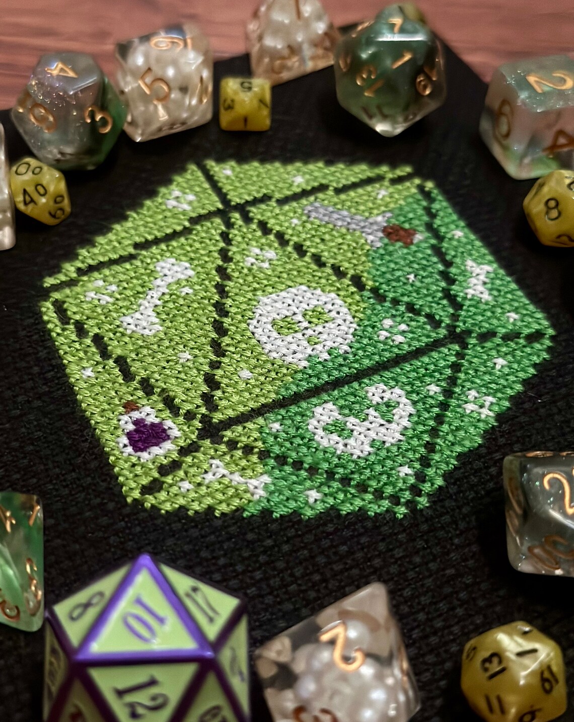 PDF Dnd Cross Stitch Pattern, Gelatinous Cube, D20 Cross Stitch Pattern ...