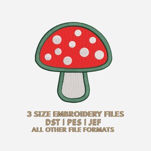 Pode incluir: Um design de cogumelo bordado com um chapéu vermelho com pontos brancos e um caule branco, contornado em verde escuro. O texto abaixo diz: 3 SIZE EMBROIDERY FILES, DST | PES | JEF, ALL OTHER FILE FORMATS. Este é um arquivo de bordado digital.
