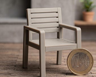 Dockhusfåtölj med uteplats 3D-utskrift STL, miniatyrträdgårdsstol, utomhusdiorama rekvisita