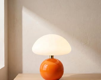 Lámpara de acento con brillo naranja – Luz ambiental LED USB para mesita de noche y espacio de trabajo, creando un ambiente acogedor en interiores.