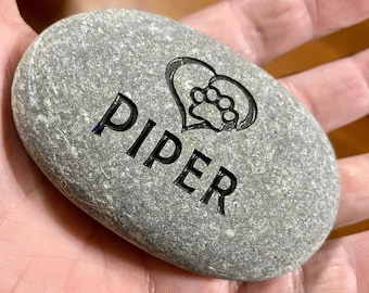 Engraved 3 to 3.5 Inch Natural Personalized Pet Memorial Etched River Rock Stone for Flower Garden Marker