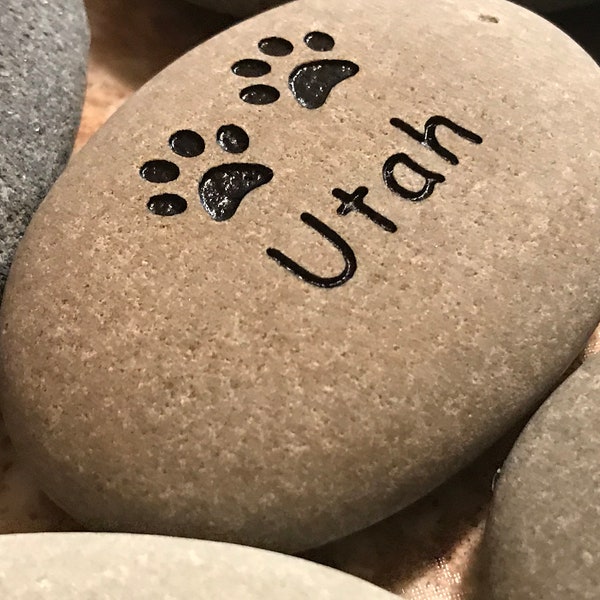 Engraved Natural Pet Memorial Rock Stone Black Lettering for Flower Garden Marker Desk Etched 3 to 3.5 Inch