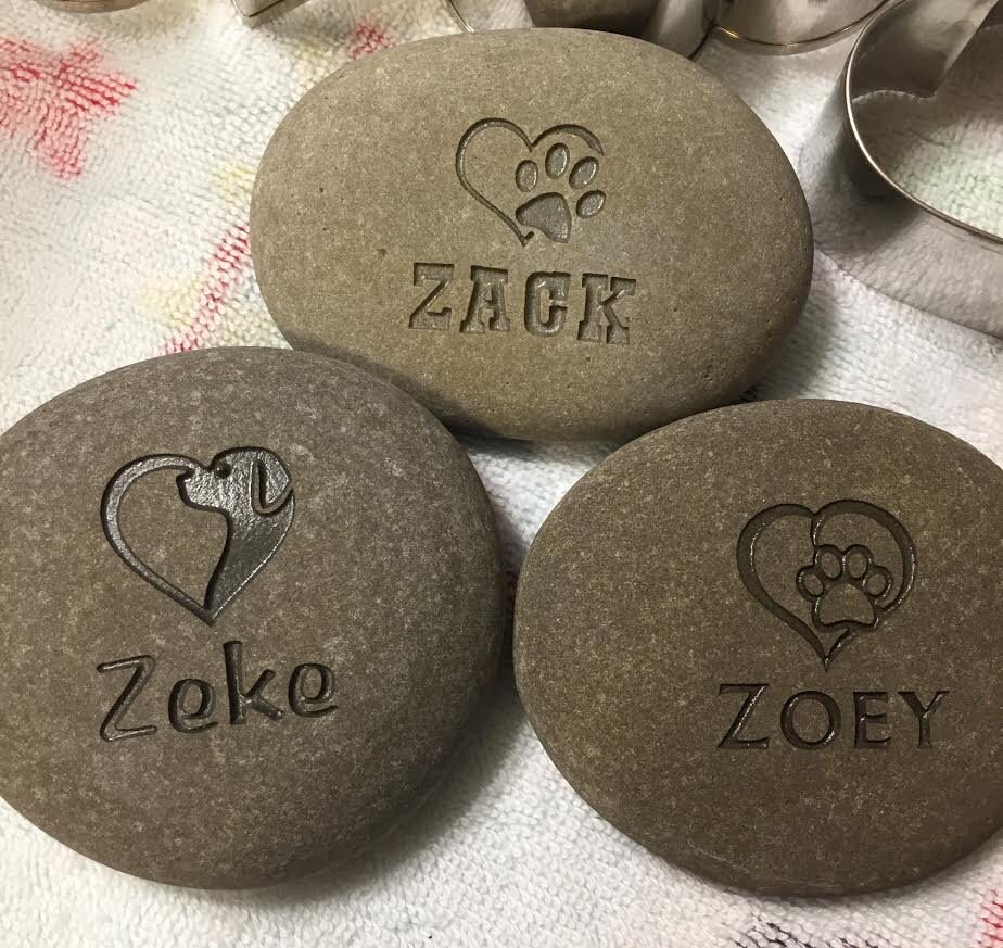 Engraved Natural Pet Memorial Rock Stone Natural Clear Lettering for …