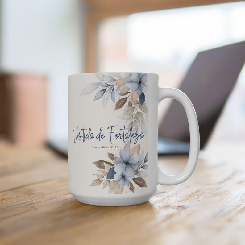 Taza Cristiana personalizada con versículo bíblico, Proverbios 31:25, Taza con nombre, Taza Bíblica 11oz 15oz, Regalo Cristiano para Mujer image 3