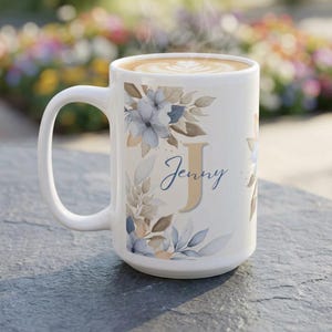 Taza Cristiana personalizada con versículo bíblico, Proverbios 31:25, Taza con nombre, Taza Bíblica 11oz 15oz, Regalo Cristiano para Mujer image 2