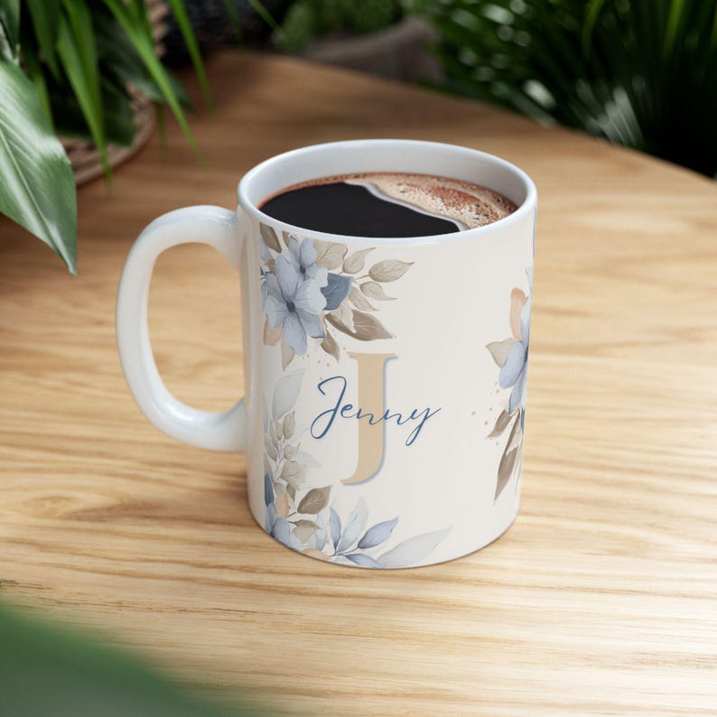 Taza Cristiana personalizada con versículo bíblico, Proverbios 31:25, Taza con nombre, Taza Bíblica 11oz 15oz, Regalo Cristiano para Mujer image 5