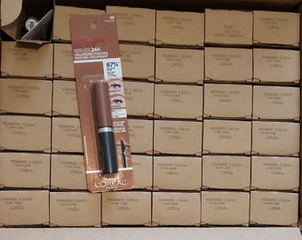 72/ L'Oréal Paris Infallible Brows Mascara volumizzante per sopracciglia color castano ramato