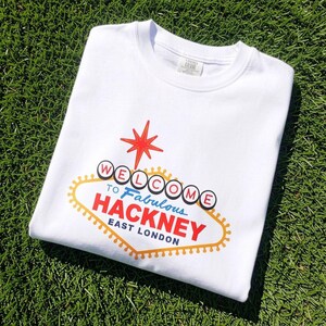 Welcome to Hackney T-Shirt | East London Retro Sign Graphic Tee | Comfort Colors® | London Gift