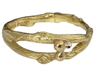 Gold Woodland Twig Ring, twig wedding ring, nature wedding ring, 9ct gold rustic wedding ring