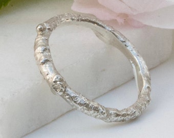 Plain Silver Twig Ring, Woodland Twig Wedding Band, Unisex Rustic Wedding Ring