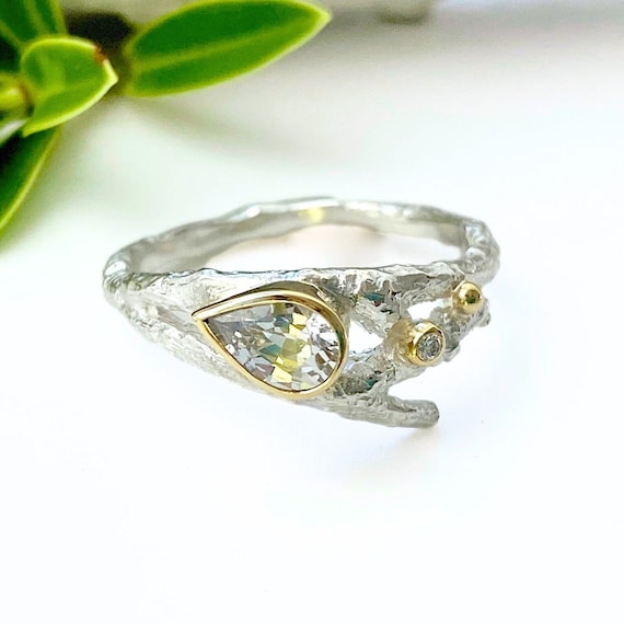 Teardrop white 2024 sapphire ring