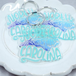Acrylsleutelhanger staat New York – handgetekend monumentontwerp, NYC en Adirondacks-cadeau