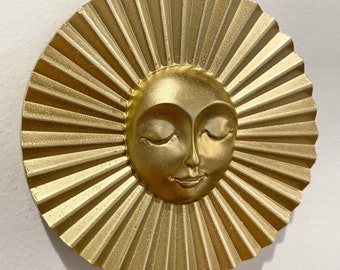 Gold SUN FACE DISC & Reaching Rays of Light - Representing Aten God of Akhenaten&#39;s Ancient Egypt - Wall Art or Table Sculpture in Permastone