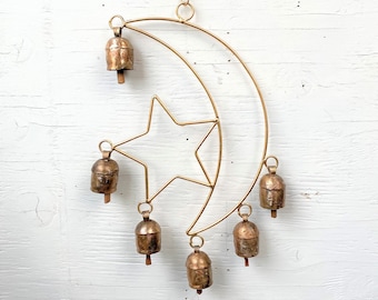 Golden Skies Wire Moon Star windgong met meerdere rustieke bellen - buiten/veranda/tuindecoratie - decoratie kinderkamer