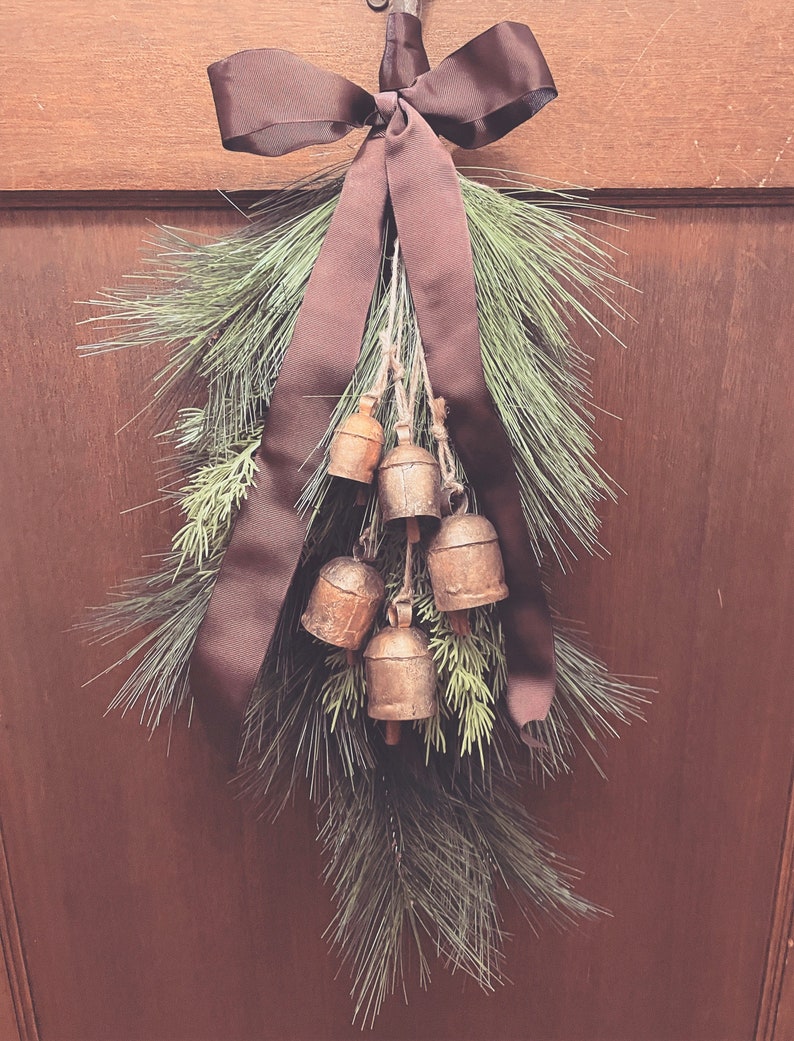 RUSTIC FARMHOUSE BELLS 5 Rough Hewn Gold Bells w/ Wooden Clappers in 6 Sizes Shabby Chic Cow Bells Xmas Tree, Holiday, Wedding Bells image 3