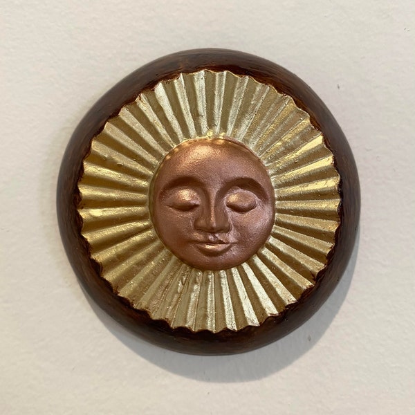 SUN FACE DISC & Reaching Rays of Light in Your Choice of Gold or Copper - Wall Art or Table Sculpture in Permastone