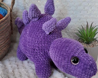 Large Stegosaurus Dino