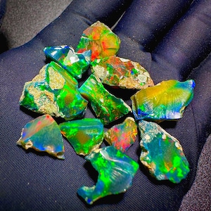 Opal Rough, Black Opal Rough Lot, Dry black opal, flashy black opal,Natural Ethiopian opal raw, Big black opal, Opal Raw Gemstone 15 To 25MM