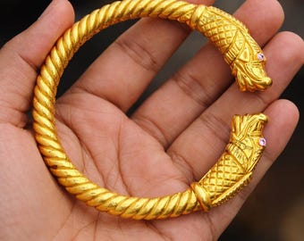 22K Yellow Gold Kada Bangle, Handmade Traditional Indian Bracelet, Unisex Luxury Jewelry