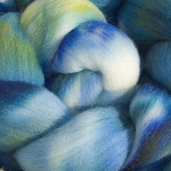 Merino Wool, Hand Dyed Combed Top. 4oz, in Pacific