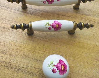 Tirador de cerámica vintage con estampado floral para armario, tirador de cajón con forma de flor rosa, tirador de porcelana para muebles, herrajes de latón antiguo, decoración de cocina