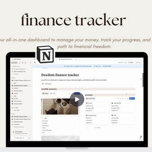 Puede incluir: Una pantalla de portátil que muestra un panel de control de "finance tracker". La pantalla muestra el texto "finance tracker" y "your all-in-one dashboard to manage your money, track your progress, and build your path to financial freedom."