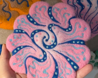 Handmade Needle Felted Floral Coaster – Symmetrical Flower Pattern Wool Coasters, Gift for Mom, Friend, Housewarming