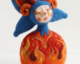 Mystical Needle Felted Zodiac Art Doll, Elegant Astrology Statue with Wood Base, Handcrafted Celestial Figurine, Whimsigoth Altar Decor