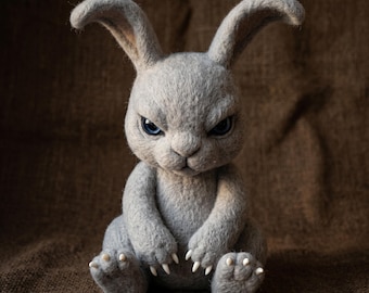 Naaldvilten Evil Violent Bunny-beeldje – Dark Bunny-decor, handgemaakte wollen kunst, eigenzinnige bureaugenoot voor edgy verzamelaars