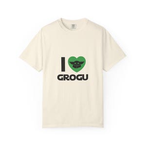Camiseta "I Love Grogu" - Camiseta de Baby Yoda, linda camiseta de Mandalorian, idea de regalo para fans inspirada en Star Wars imagen 5