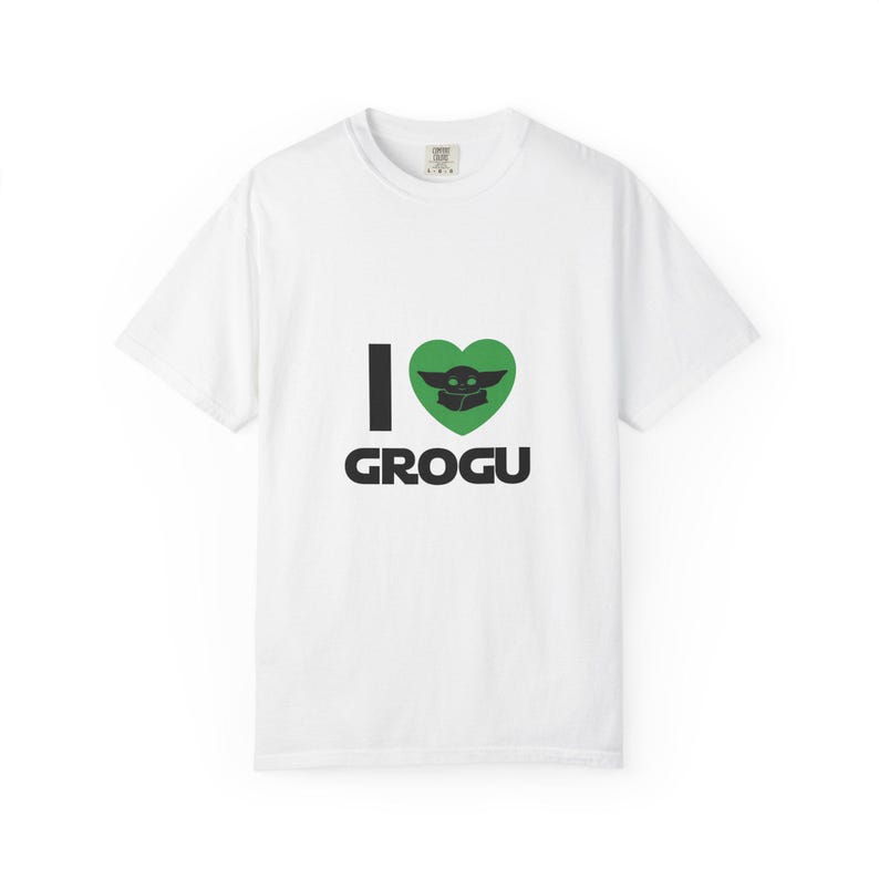 Camiseta "I Love Grogu" - Camiseta de Baby Yoda, linda camiseta de Mandalorian, idea de regalo para fans inspirada en Star Wars imagen 4