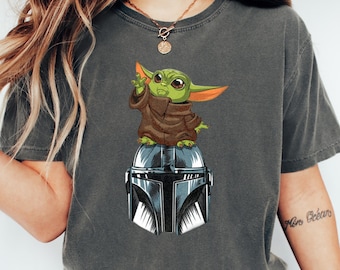 Camiseta de Mandalorian y Grogu - Camiseta de Baby Yoda, Camiseta inspirada en Star Wars, Camiseta de Grogu adorable, Idea de regalo para fans