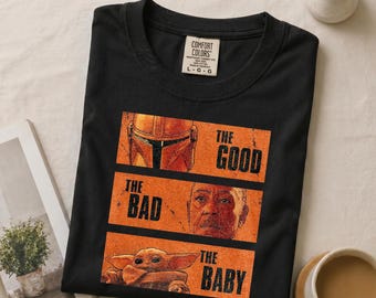 Camiseta de El Bueno, El Malo y El Bebé - Camiseta de Mandalorian y Grogu, Camiseta divertida inspirada en Star Wars, Idea de regalo para fans del Oeste
