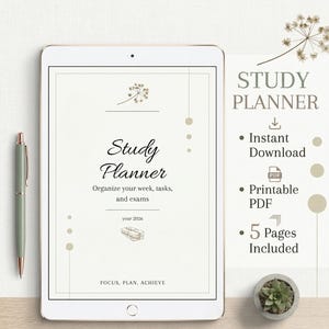 Può includere: Un pianificatore di studio digitale su un tablet. Lo schermo mostra "Study Planner" con il testo: "Organizza la tua settimana, i compiti e gli esami" e "anno 2026". Il testo aggiuntivo include "Download istantaneo", "PDF stampabile" e "5 pagine incluse". Una penna e una piccola pianta sono visibili.
