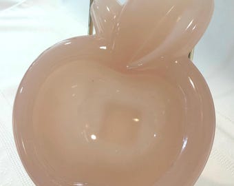 Prato de vidro de selênio em formato de maçã