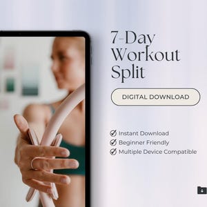 Könnte beinhalten: Werbung für einen digitalen Download eines 7-Tage-Workout-Splits. Das Bild zeigt ein Tablet mit Text und eine Person, die einen rosa Trainingsring hält. Der Text enthält "Sofort-Download", "Anfängerfreundlich".