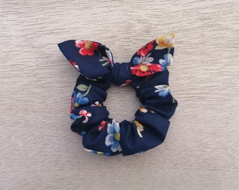 Bow Scrunchie, Hair Scrunchie, Blue Hair Scrunchie, Floral Scrunchie, Vintage Floral Scrunchie, Ponytail Holders, Cotton Scrunchie