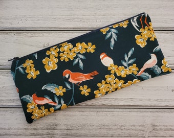 Bird utensil pouch