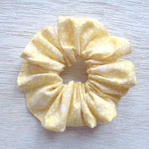 Hair Scrunchie, Yellow Hair Scrunchie, Hair Accessory, Hair Tie, Hair Elastic, Women Scrunchie, Girl Scrunchie, Gift for Her, Gift Idea