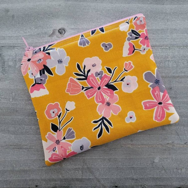 Floral snack bag for lunch