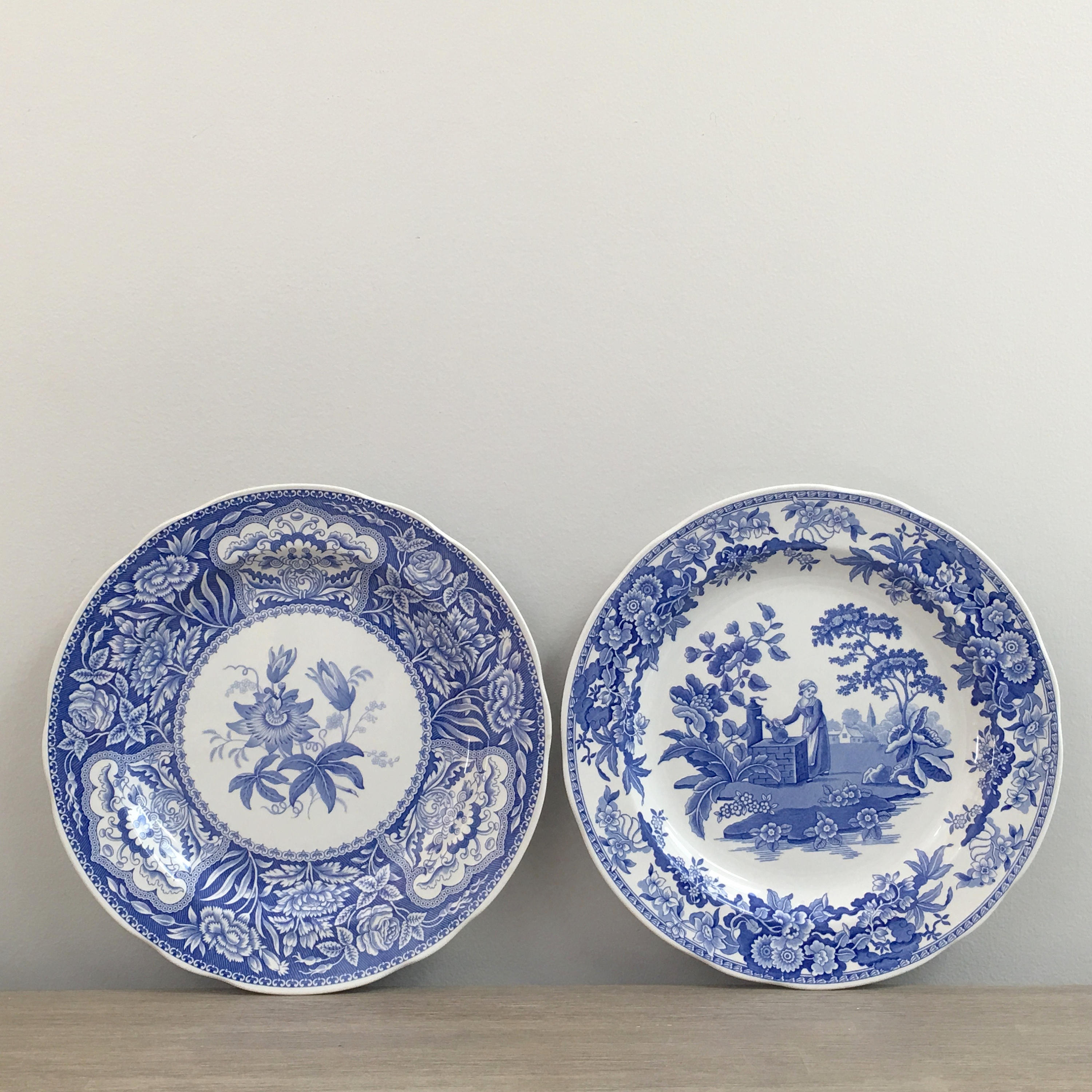 Pair Vintage Spode Decorative Plates Blue White Porcelain