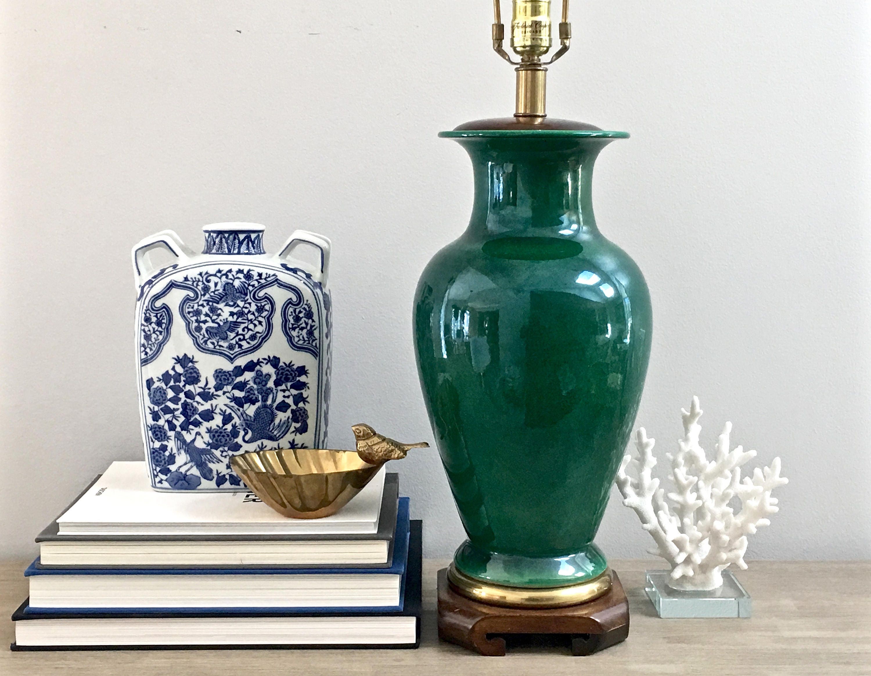 Vintage Frederick Cooper marbleized green ceramic ginger jar lamp on wood base
