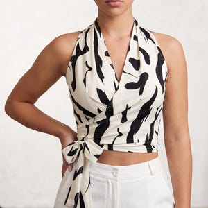 Trendy crop top met korte mouwen – Esthetische minimalistische blouse uit de Y2K-periode – Chique casual getailleerde crop top – Basic in retrostijl uit de jaren 2000 – Veelzijdig voor lente en zomer