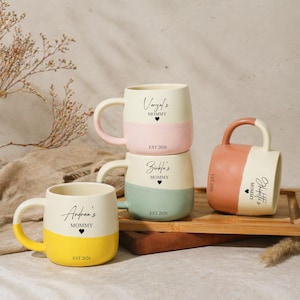 Personlig graverad keramikmugg med mamma pappa, kaffekopp med eget namn, present till blivande föräldrar, födelsedagspresent till mors dag