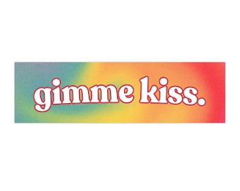 Adesivo per paraurti "Gimme Kiss", sfumatura arcobaleno retrò, decalcomania Hockey Romance BookTok